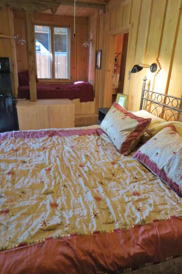| Silver River Adobe Inn Bed and Breakfast