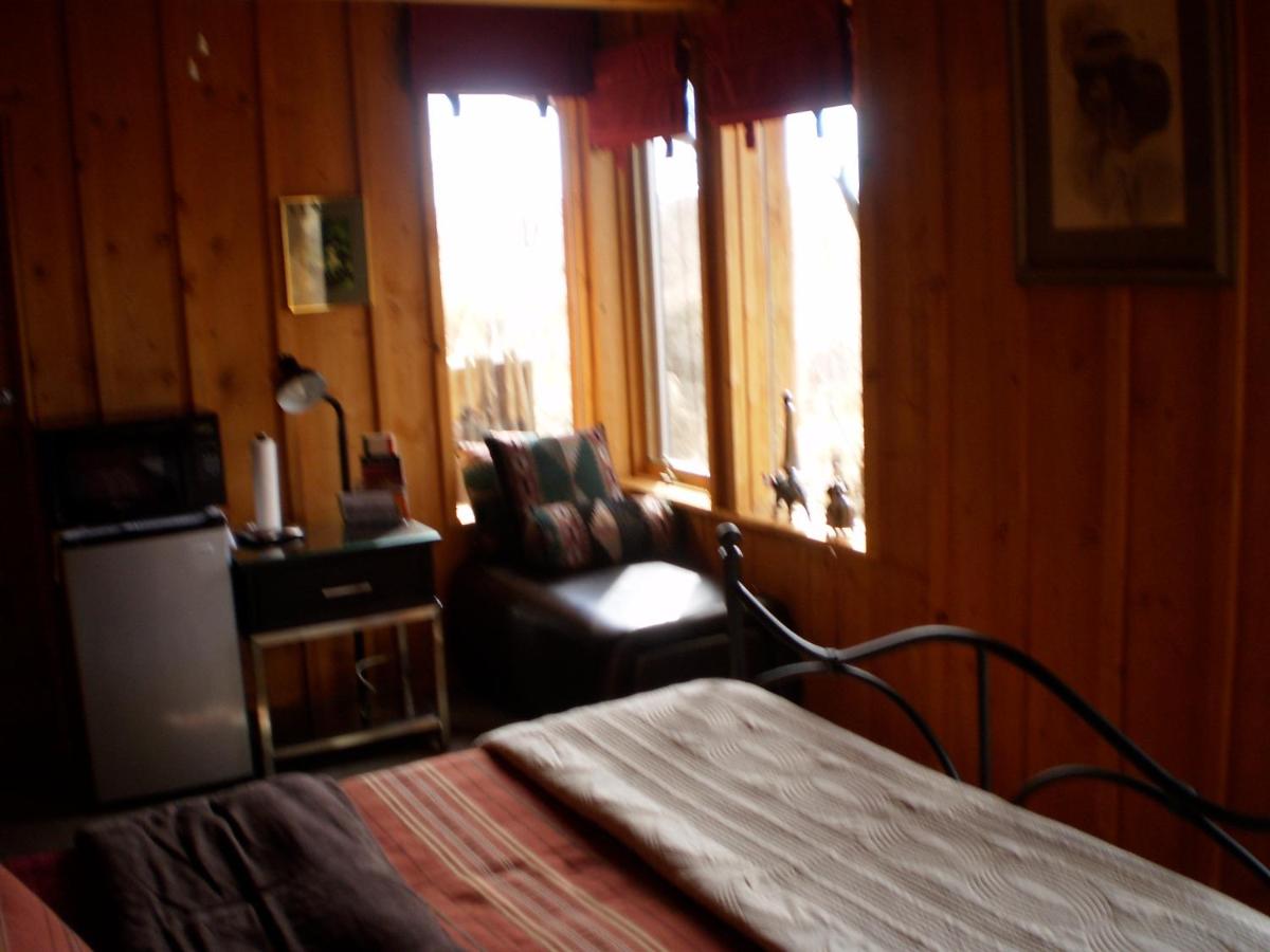 | Silver River Adobe Inn Bed and Breakfast