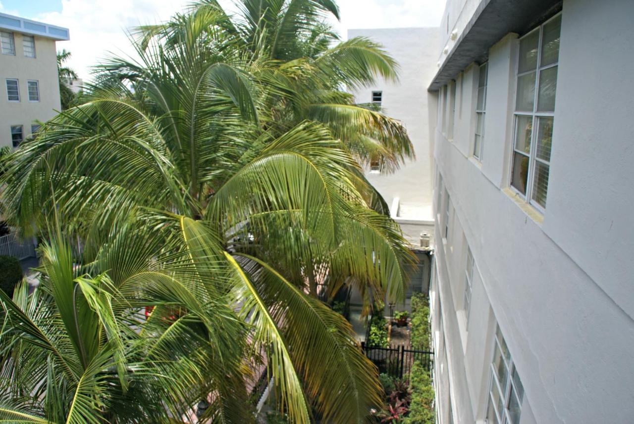  | South Beach Plaza Hotel