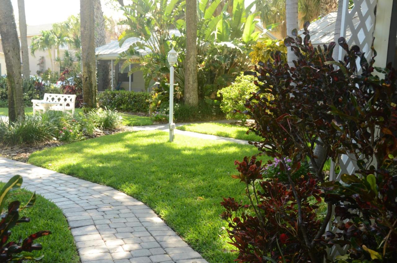 | Cottages by the Ocean