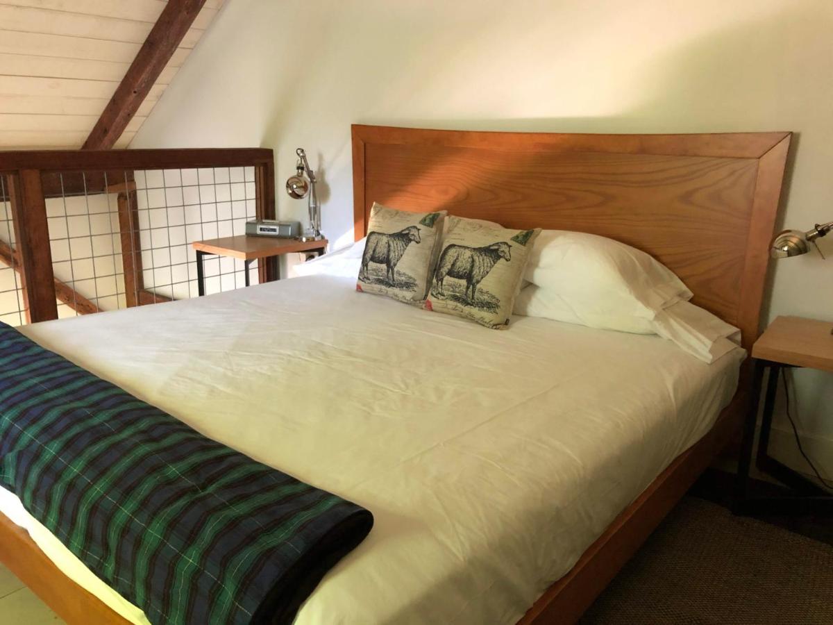  | Shoreham Inn Bed & Breakfast