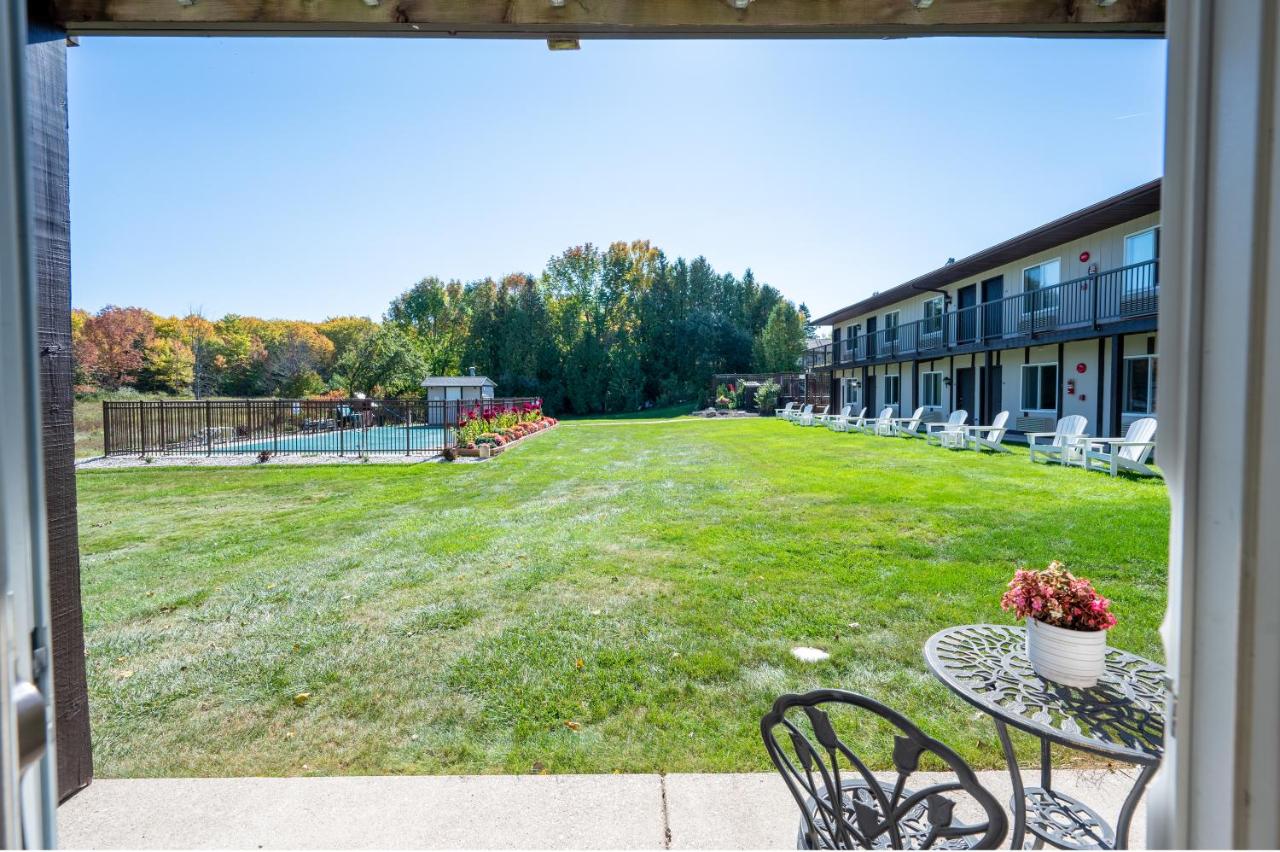 | Sister Bay Inn