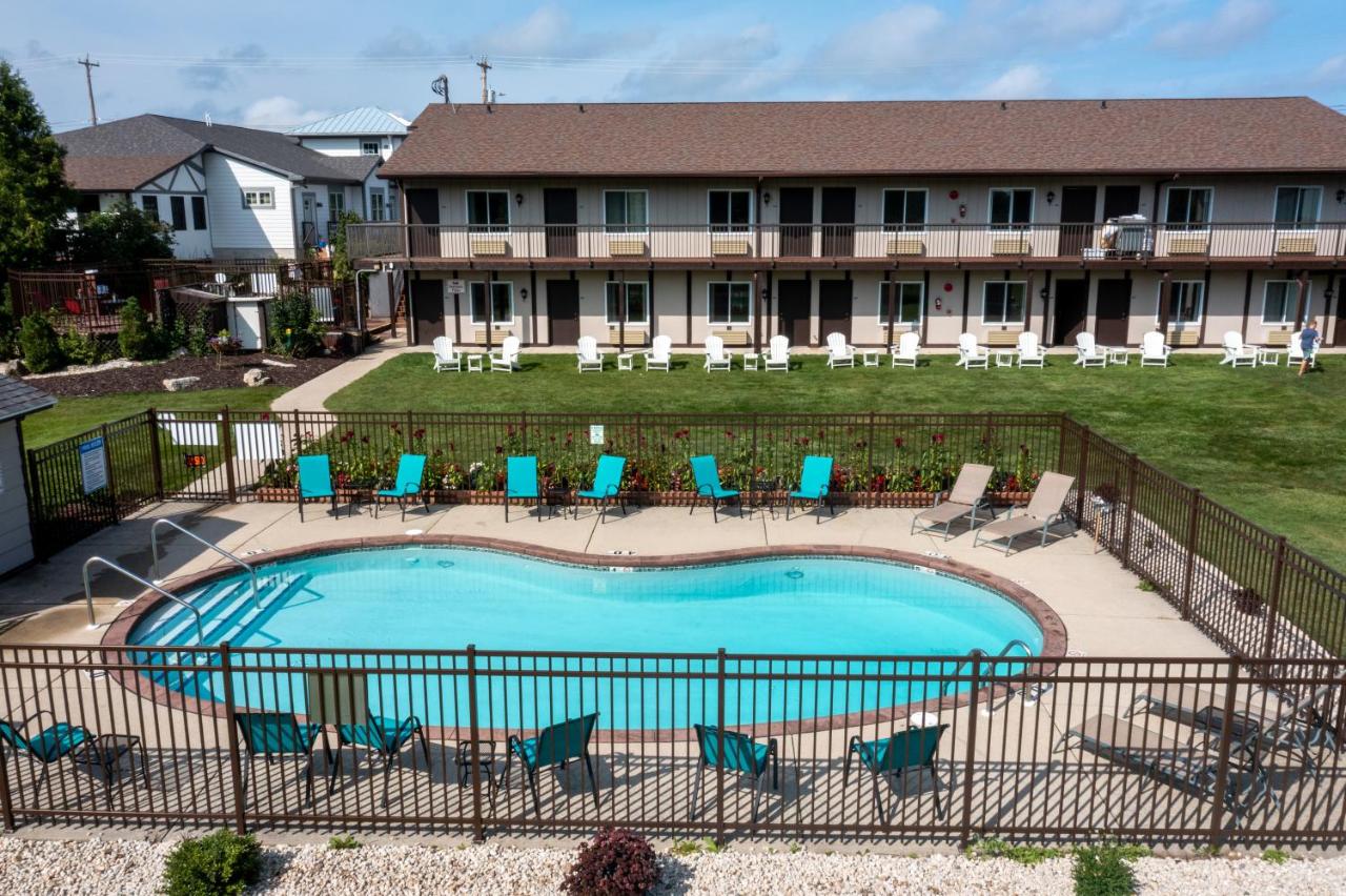 | Sister Bay Inn