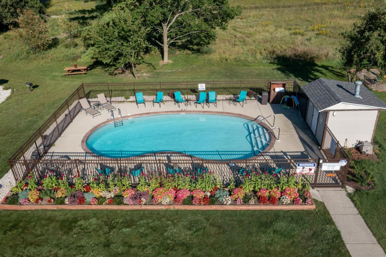 | Sister Bay Inn