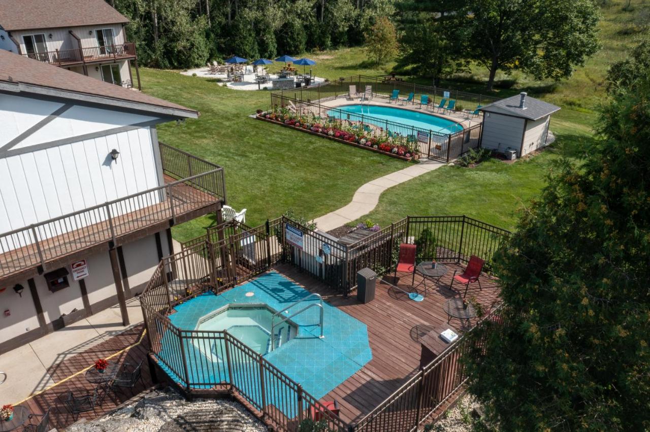 | Sister Bay Inn