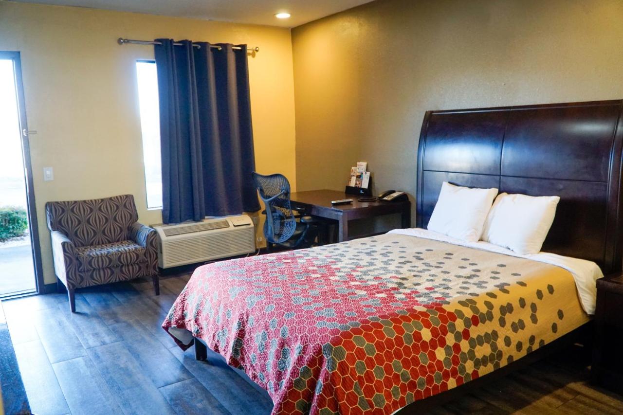 | Southern Inn and Suites