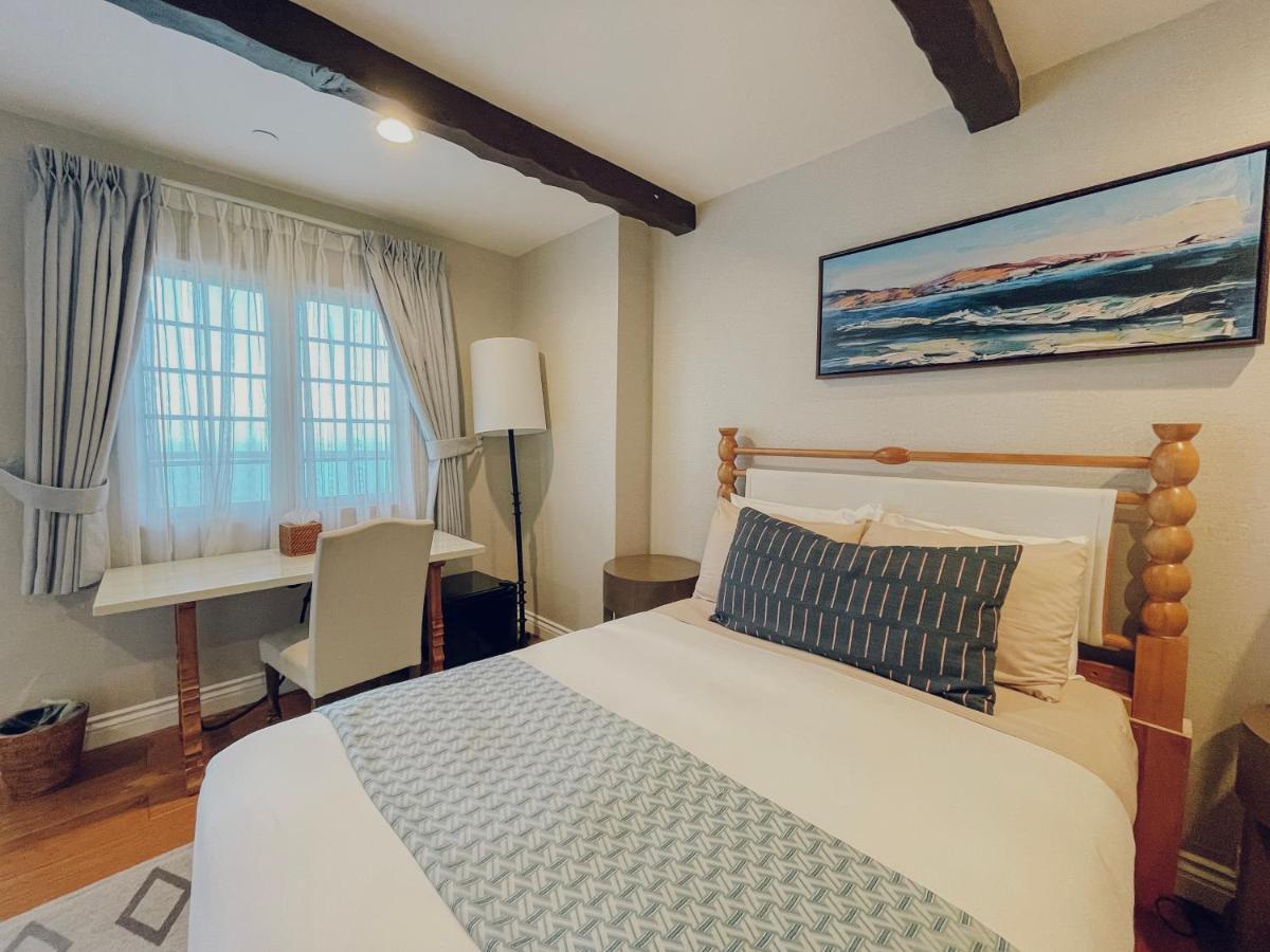 Historical Ocean Single at Zane Grey Pueblo Hotel