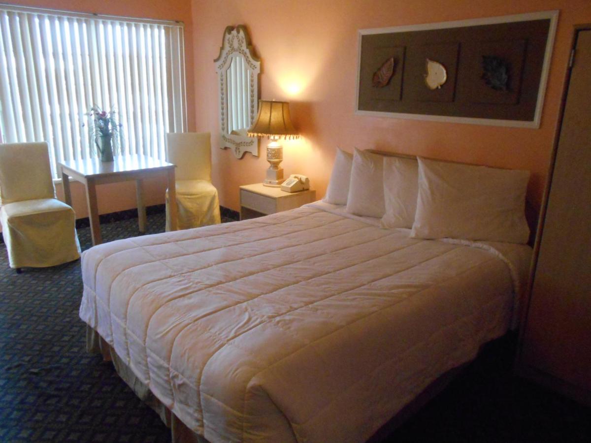  | Victorian Inn