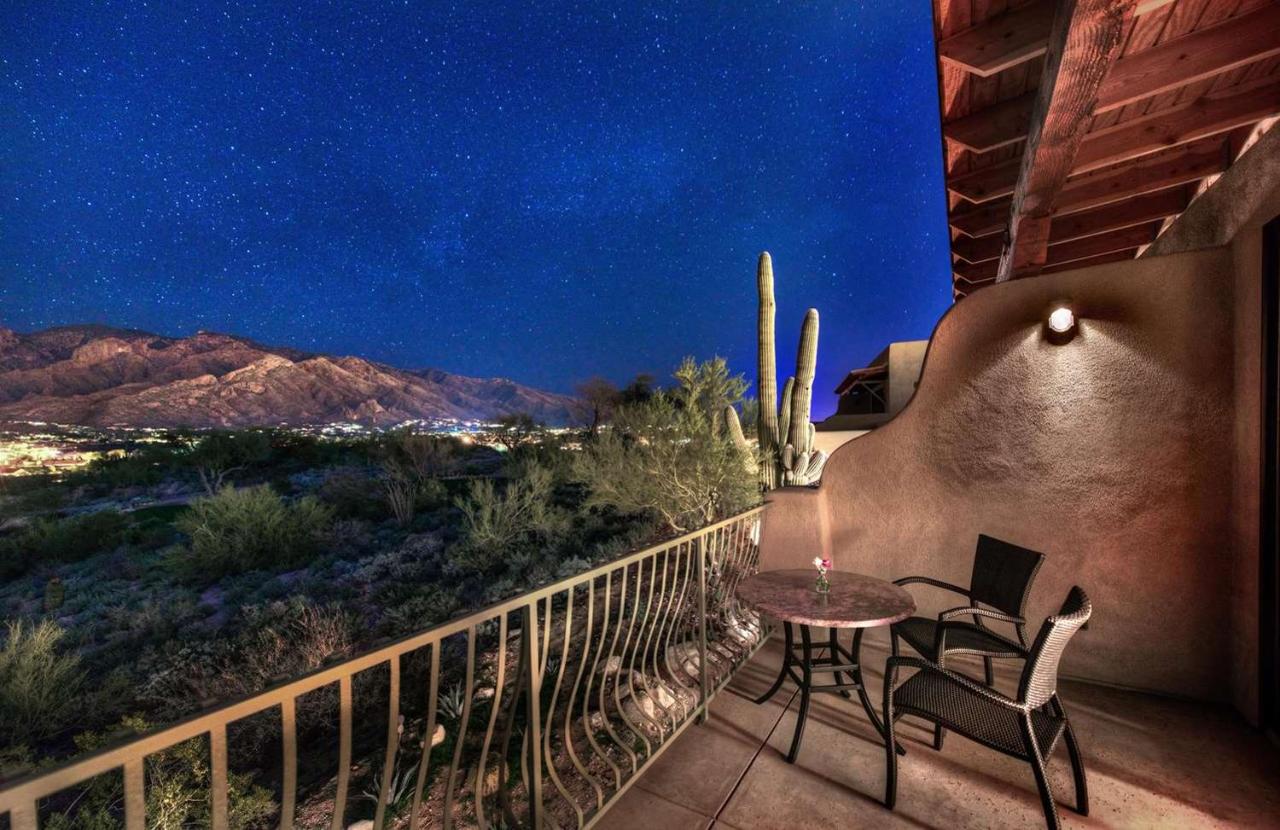 Sonoran King with Mountain View at Hacienda Del Sol Guest Ranch Resort