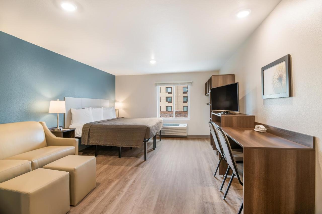 King Suite with Sofa Bed - Accessible/Non Smoking at WoodSpring Suites Broomfield-Westminster