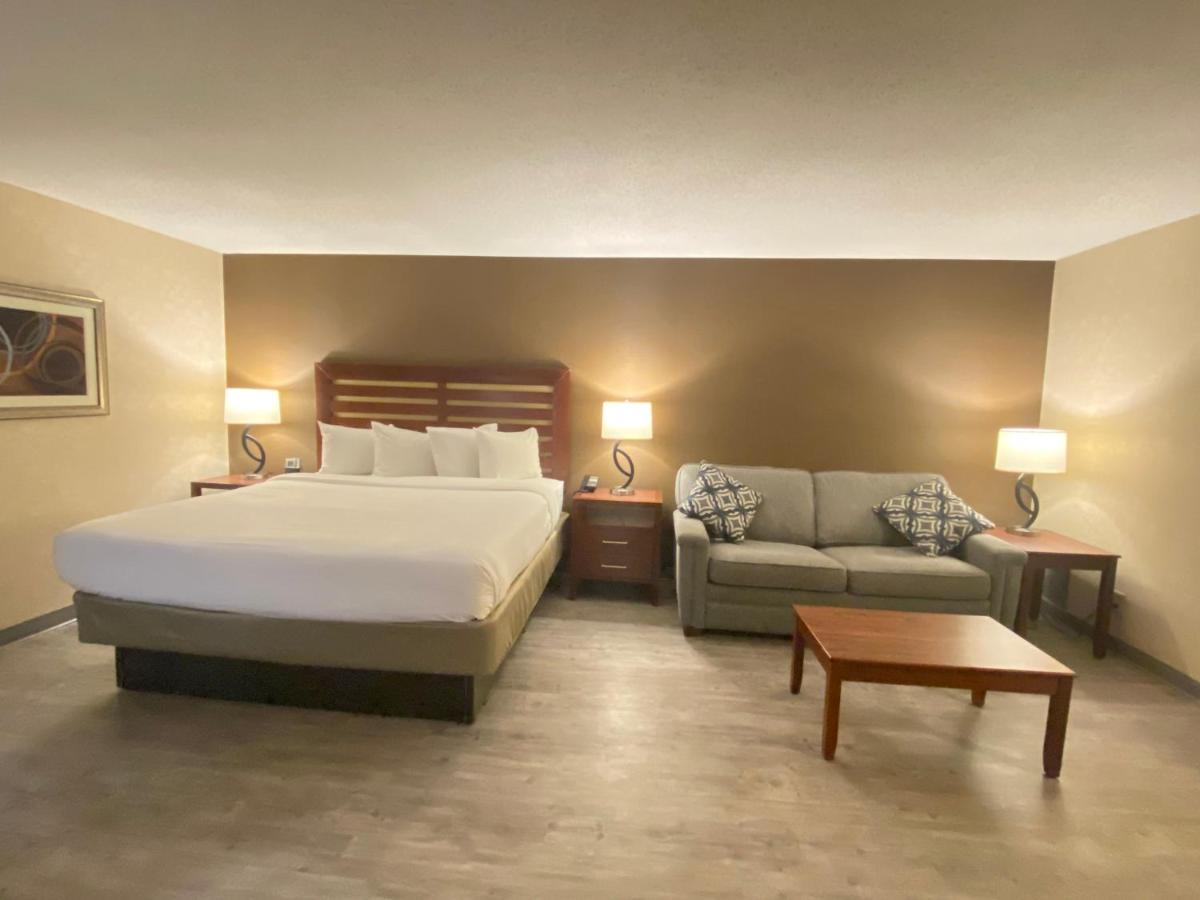 King Studio Suite - Non-Smoking at Wyndham Garden Grand Rapids Airport