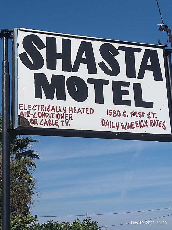 | Room in Lodge - Shasta Motel in Turlock, Ca