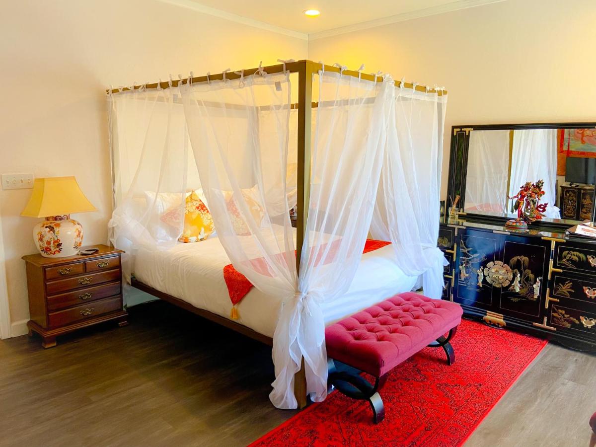 | Quiet Mind Mountain Lodge, Retreat & Spa