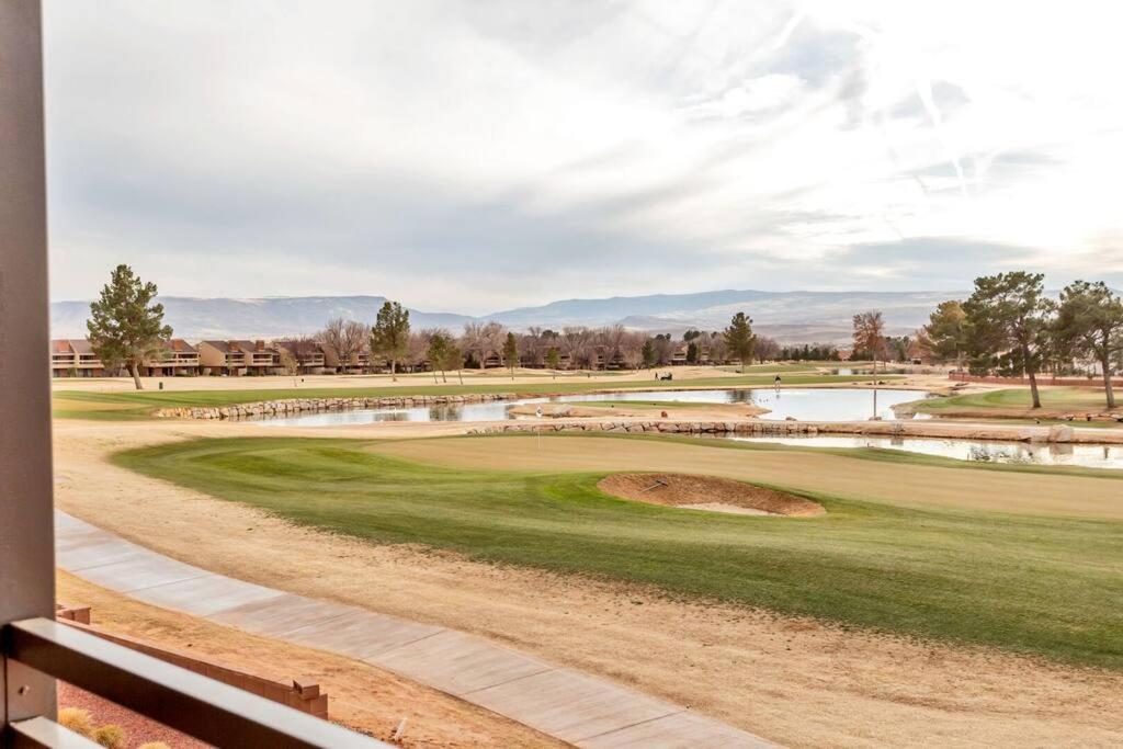 | Villa 20 - LUXURY GOLF VILLA, PET FRIENDLY! YEAR ROUND HEATED POOL AND HOT TUB