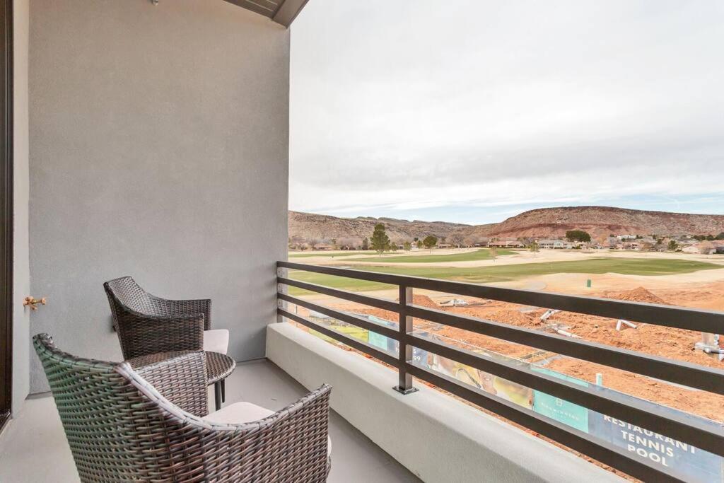 | Villa 20 - LUXURY GOLF VILLA, PET FRIENDLY! YEAR ROUND HEATED POOL AND HOT TUB