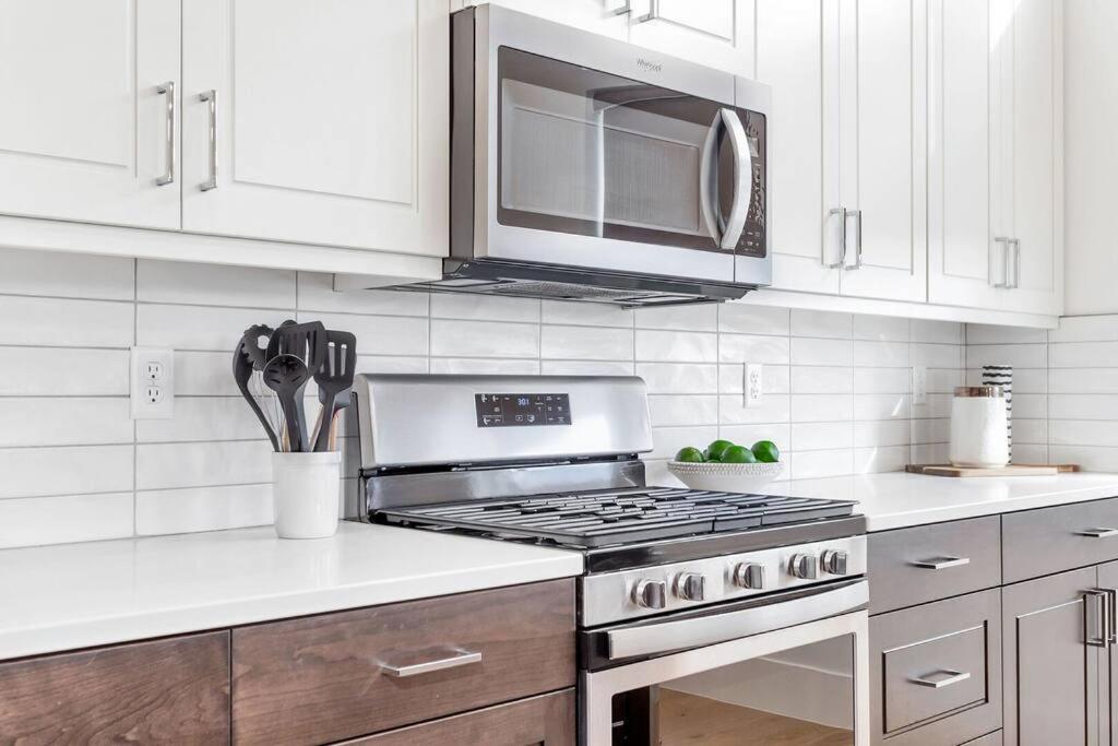 | Villa 20 - LUXURY GOLF VILLA, PET FRIENDLY! YEAR ROUND HEATED POOL AND HOT TUB