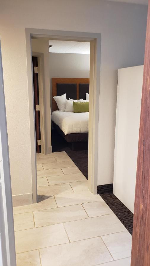 One Bedroom Suite with 2 Queen Beds - Non-Smoking at Extended Stay America Suites - Springfield