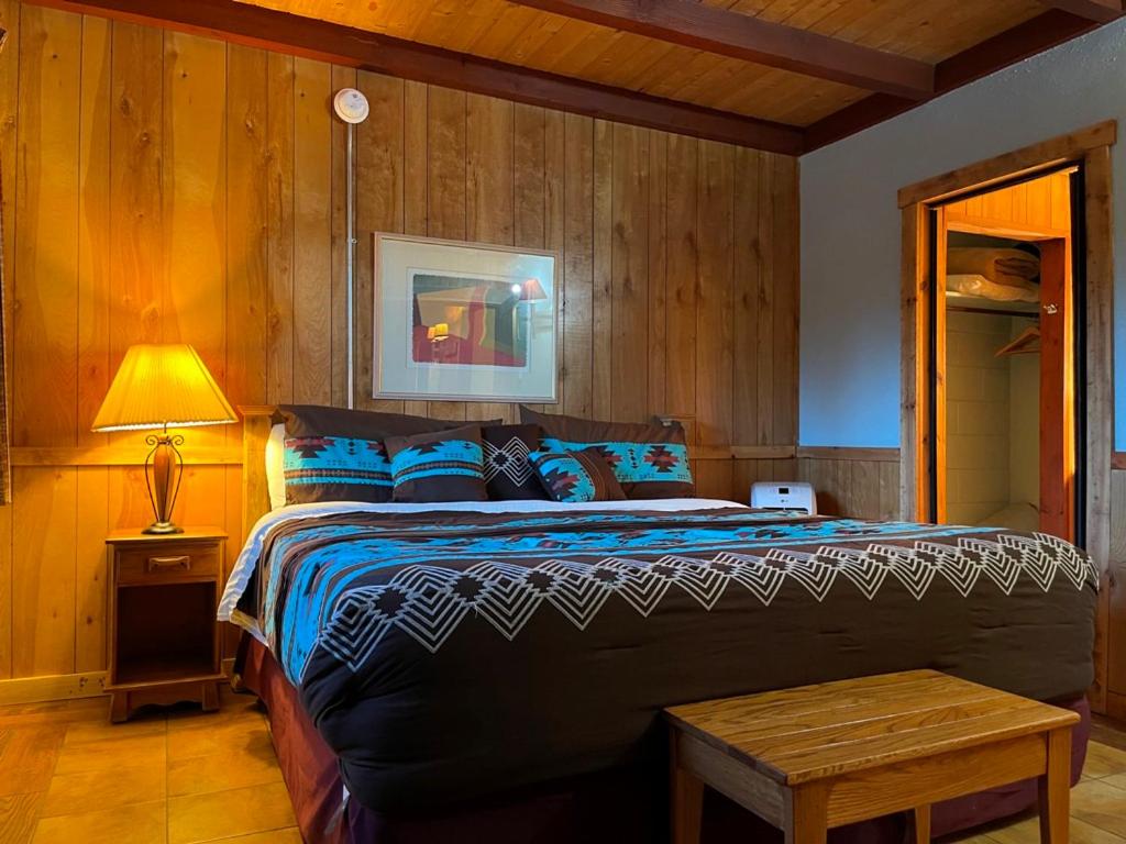 | West Winds Lodge