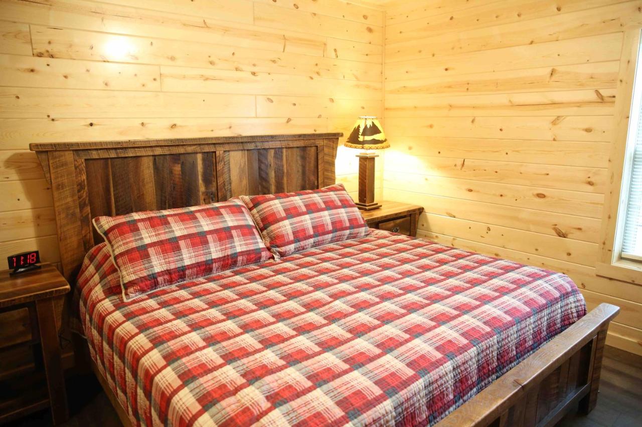  | Blessing Lodge by Amish Country Lodging