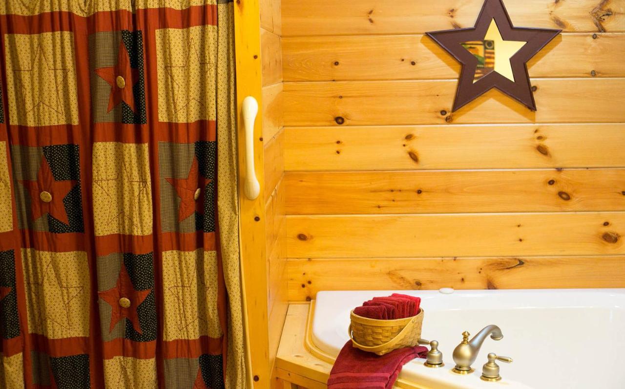 | Blessing Lodge by Amish Country Lodging