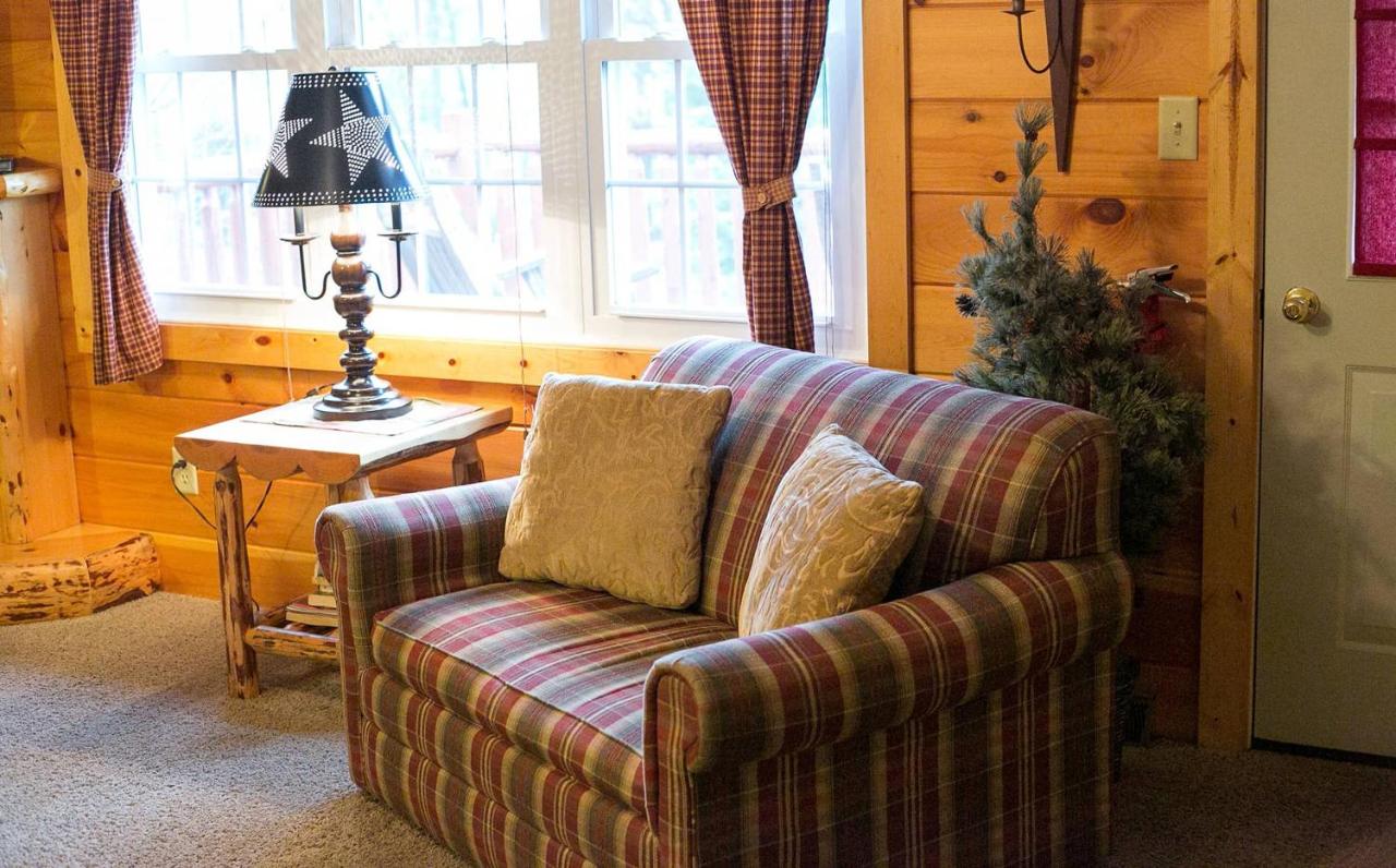  | Blessing Lodge by Amish Country Lodging
