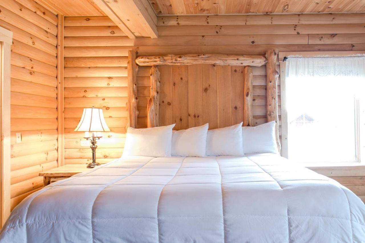 | Coblentz Country Lodge by Amish Country Lodging