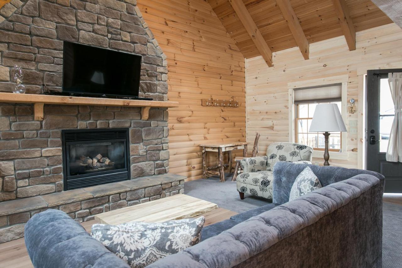 | Coblentz Country Lodge by Amish Country Lodging