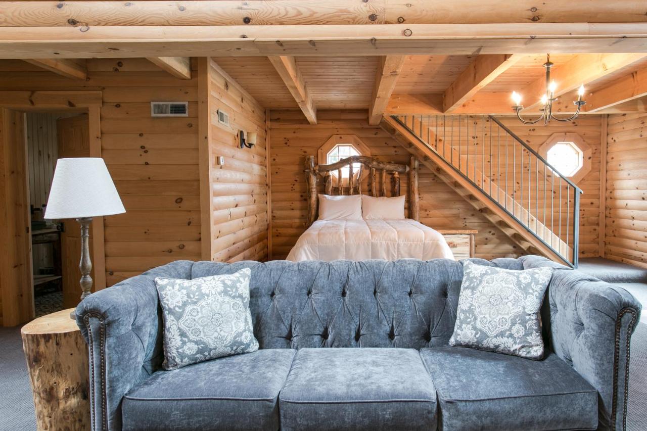 | Coblentz Country Lodge by Amish Country Lodging