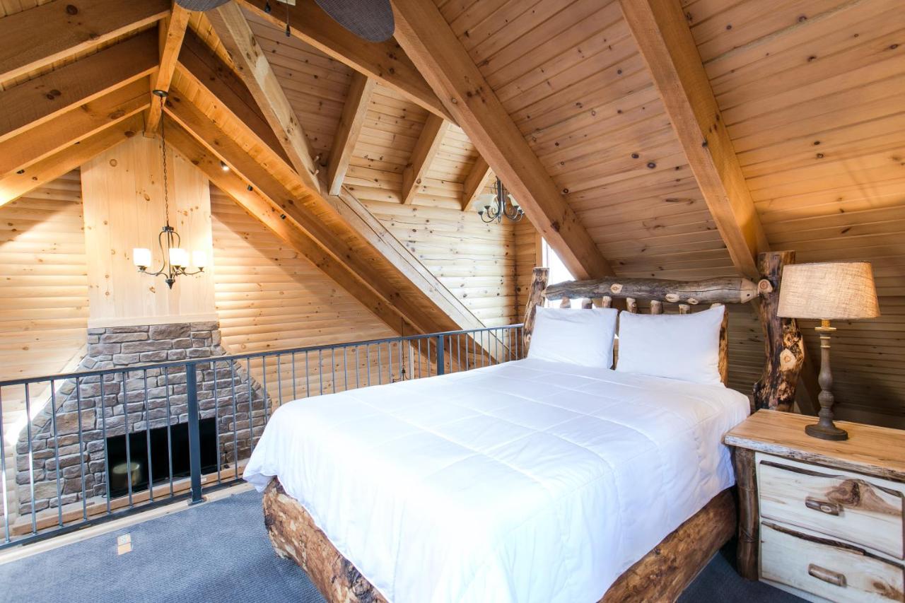 | Coblentz Country Lodge by Amish Country Lodging
