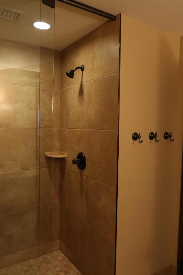 Deluxe King Room at Swinomish Casino & Lodge