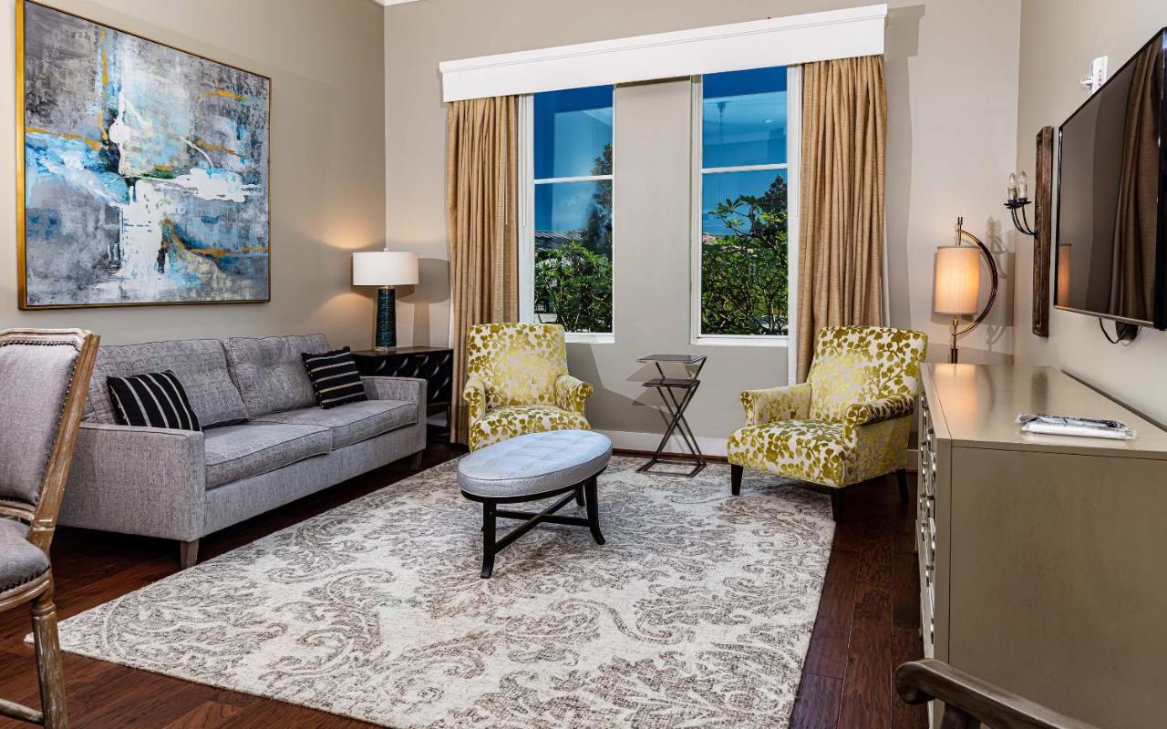 King Suite at The Inn at the Crossroads