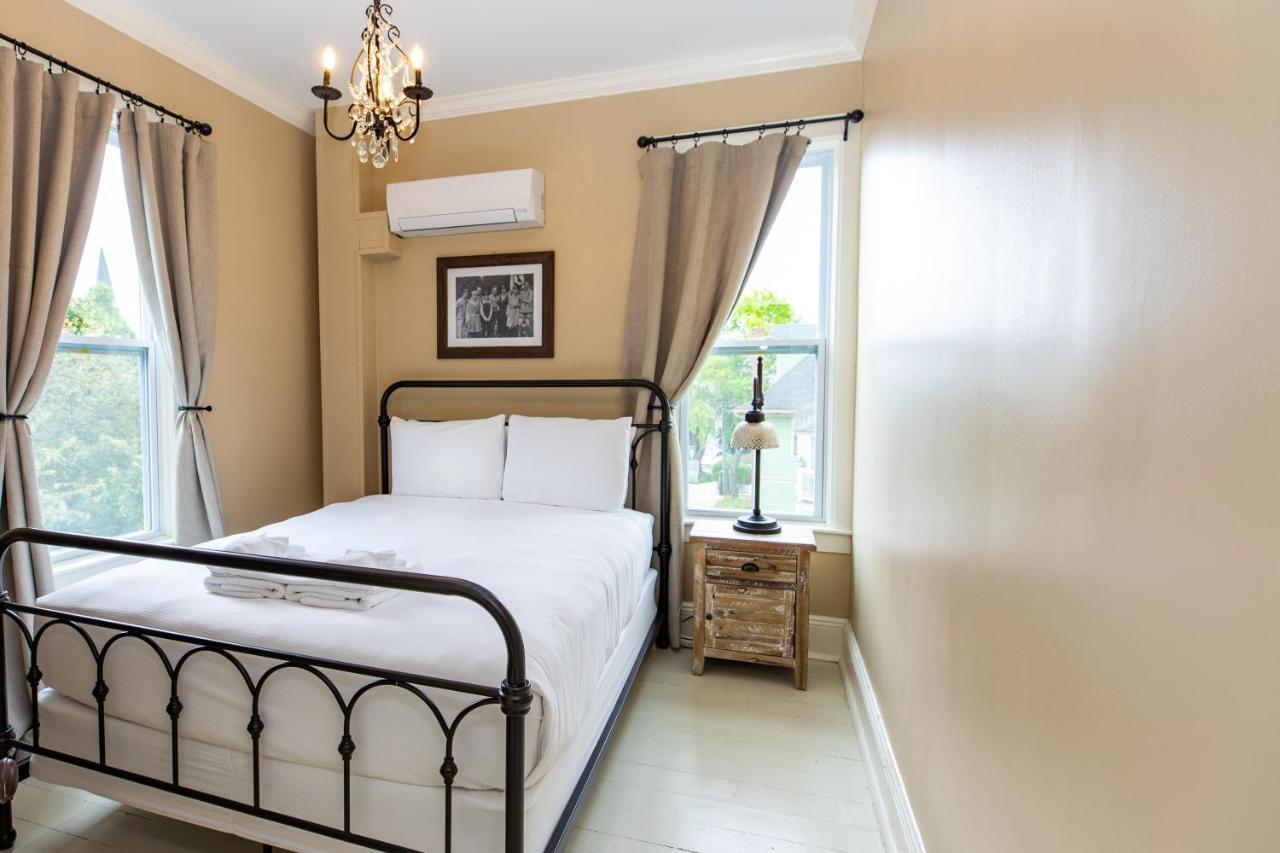 | Pine Cottage Bed & Breakfast