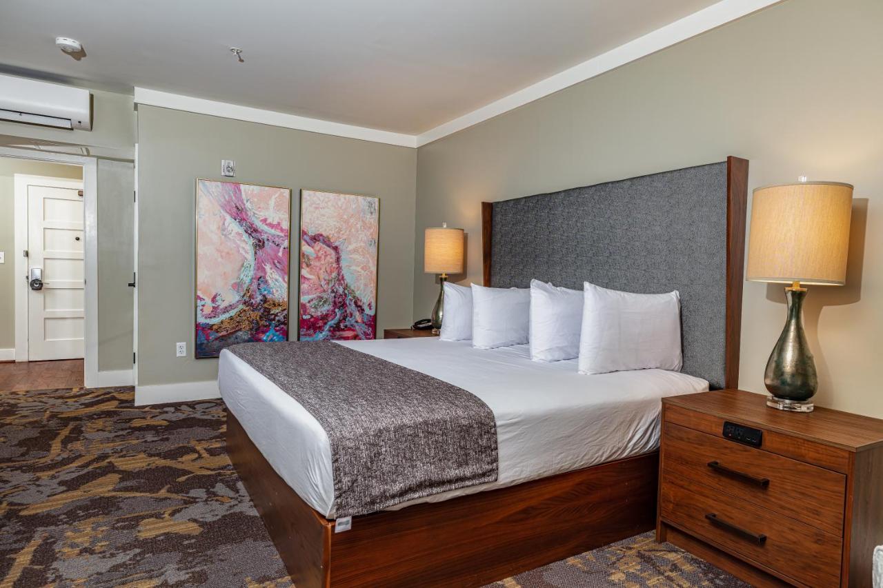 King Room at The Inn at the Crossroads