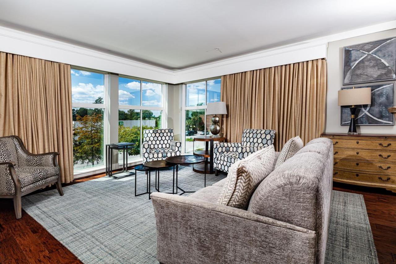 King Suite at The Inn at the Crossroads