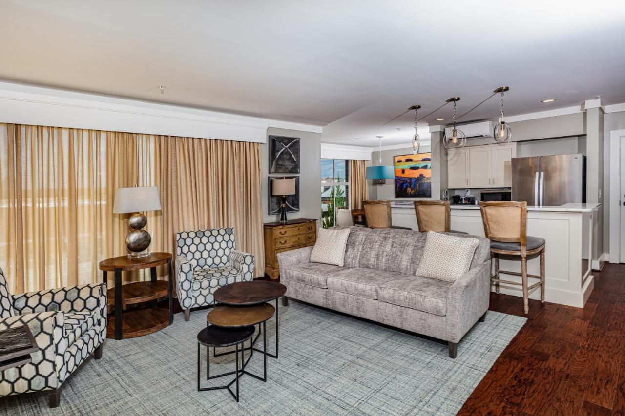 King Suite at The Inn at the Crossroads