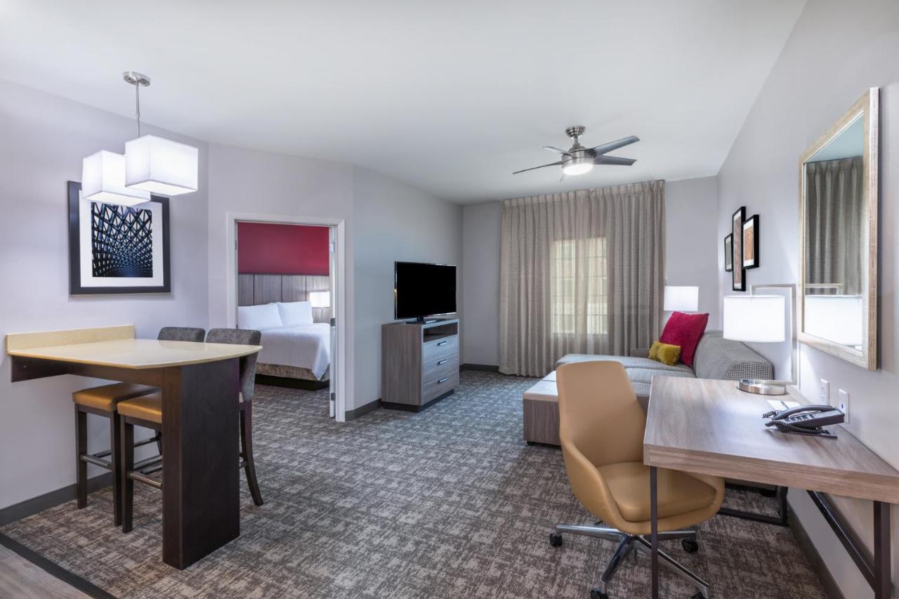  | Staybridge Suites By Holiday Inn Houston Ne Bush Iah Airport