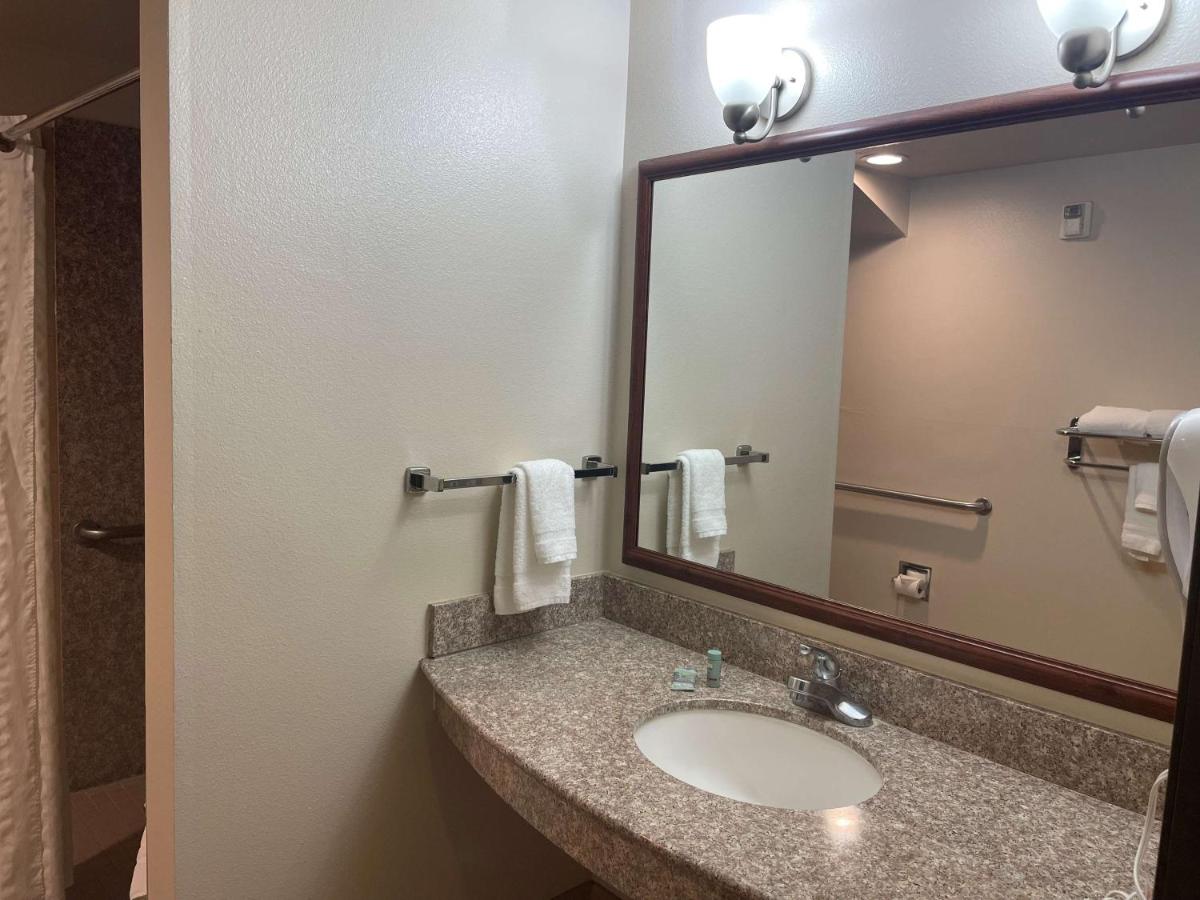 | Best Western I-5 Inn & Suites