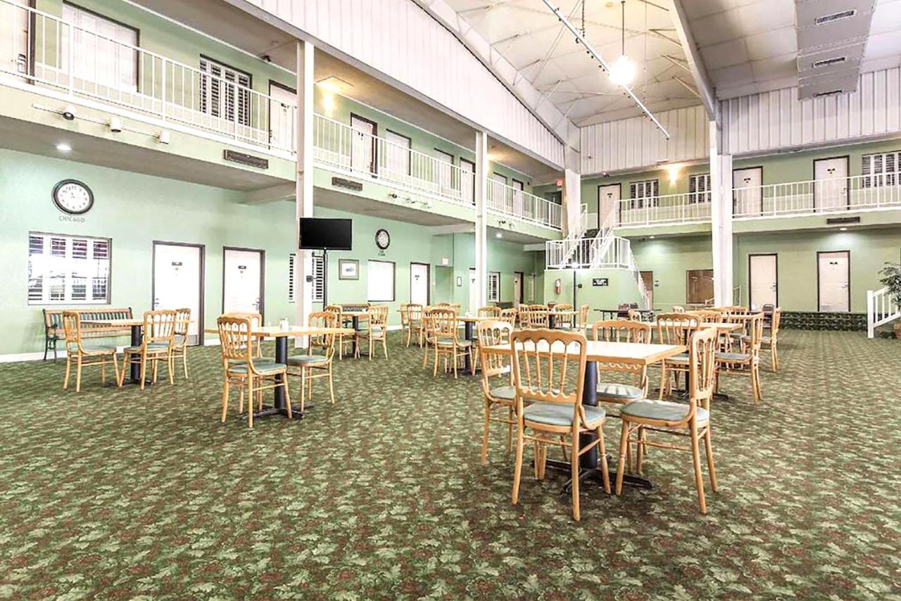| Coratel Inn & Suites by Jasper McCook