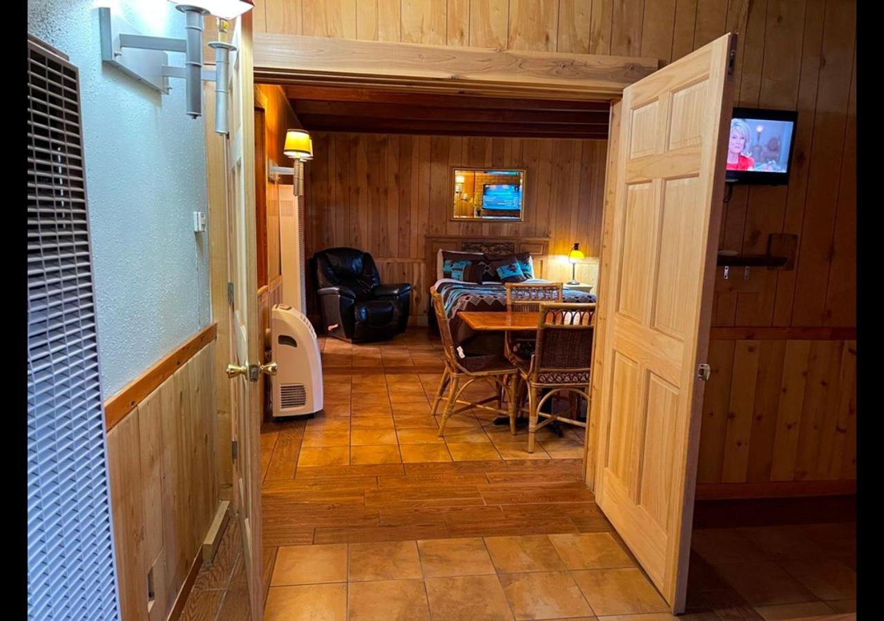 | West Winds Lodge