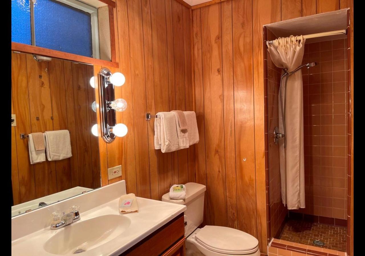 | West Winds Lodge