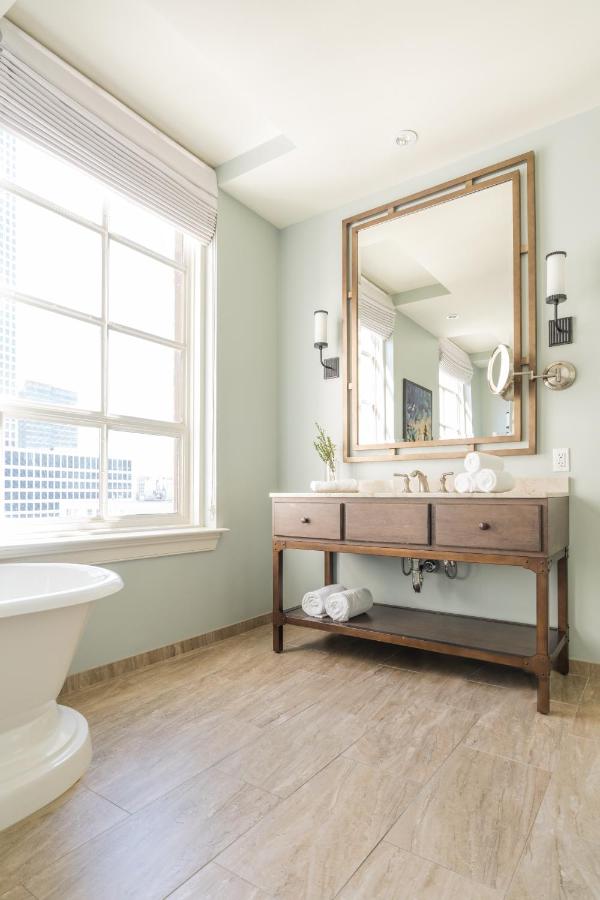 Corner Deluxe Suite with King Bed at NOPSI Hotel, New Orleans