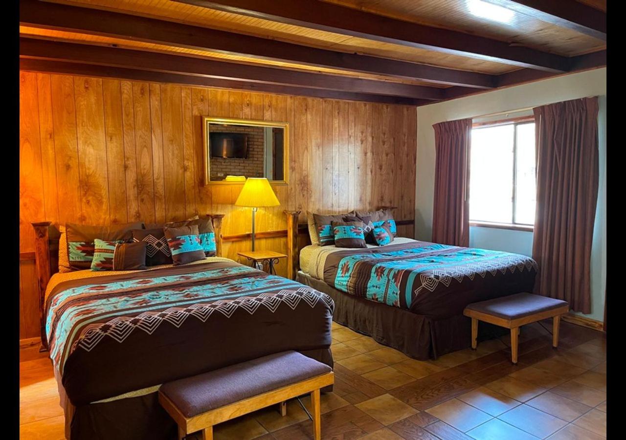 | West Winds Lodge