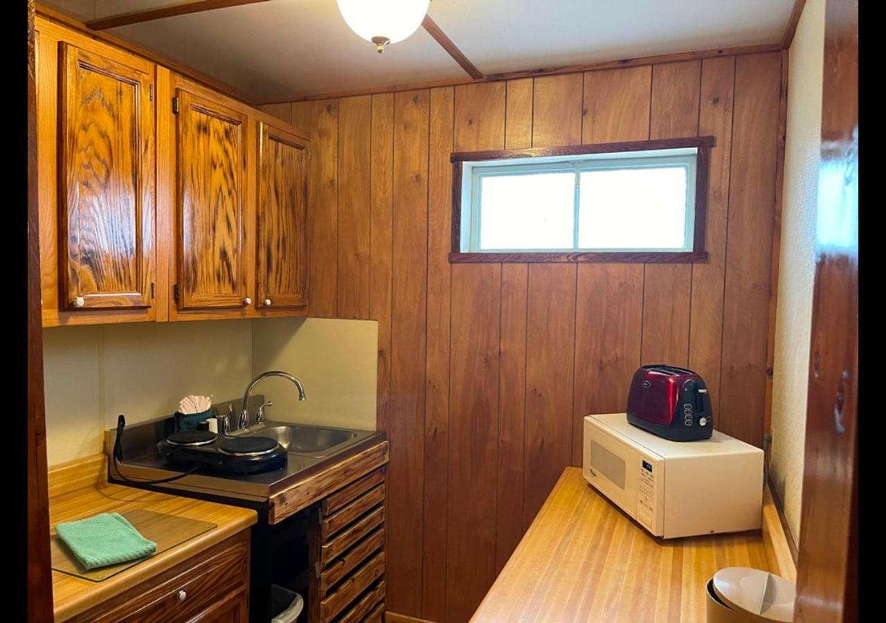 | West Winds Lodge