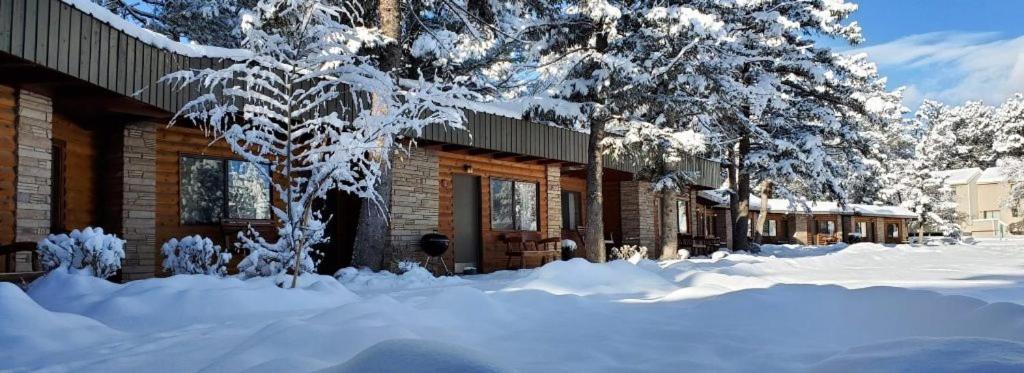 | West Winds Lodge