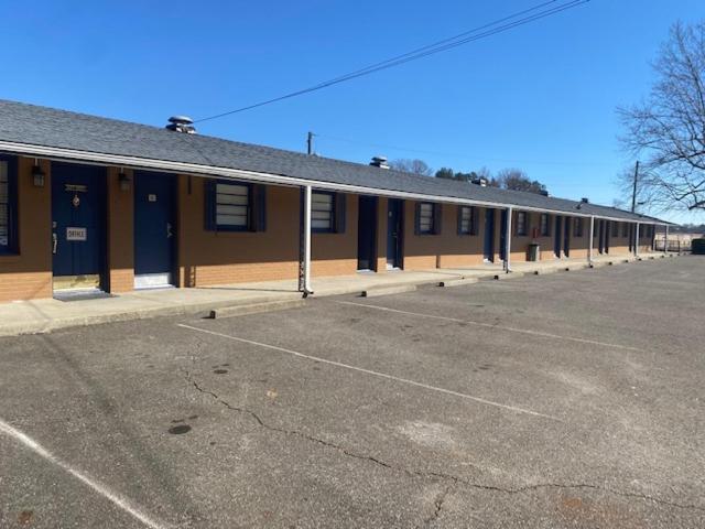 | Andy Griffith Parkway Inn