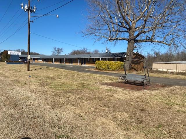 | Andy Griffith Parkway Inn
