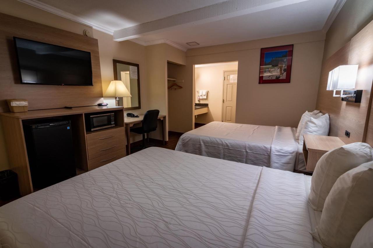 Quadruple Room with Two Queen Beds - Non Smoking at Quality Inn Bishop near Mammoth