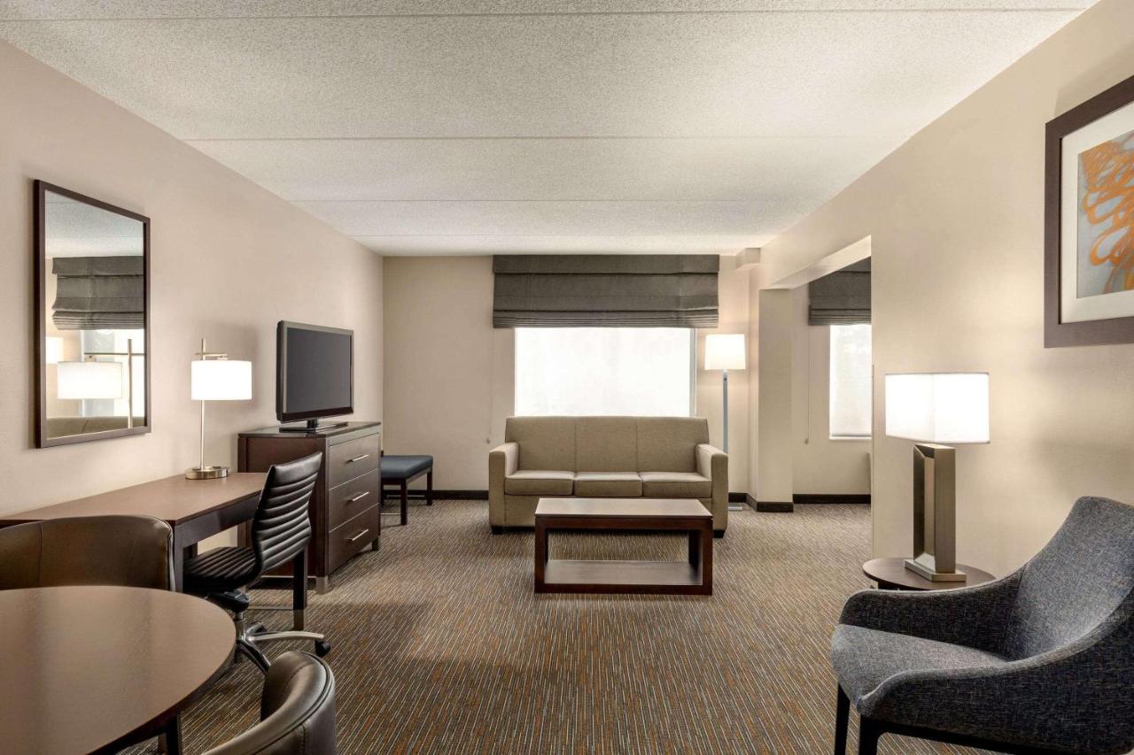 King Studio Suite - Non-Smoking at Wingate by Wyndham - Wilmington