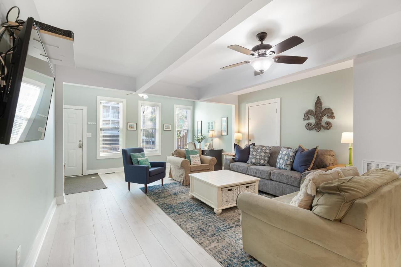 | Salty Shack Unit B - Salty Shack - Dog Friendly Home - Across from the Beach - Central Location!