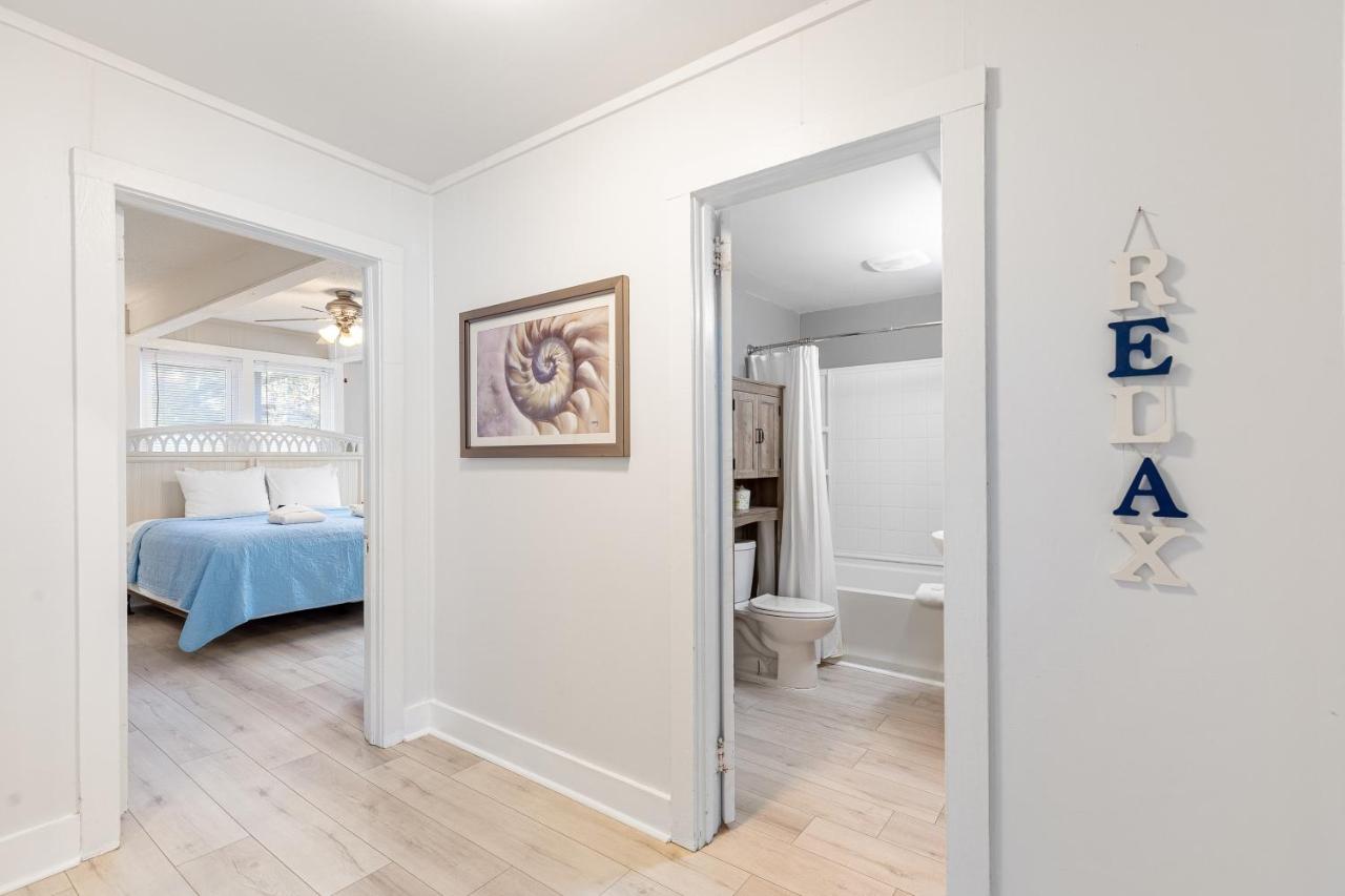 | Salty Shack Unit B - Salty Shack - Dog Friendly Home - Across from the Beach - Central Location!